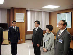 写真:早期援助団体指定交付式の様子2